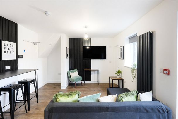 Ninth Avenue, Filton - Photo 1