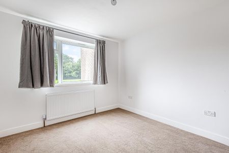 3 bedroom apartment to rent - Photo 3