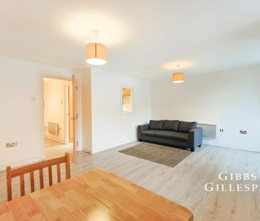 2 bedroom flat to rent - Photo 1