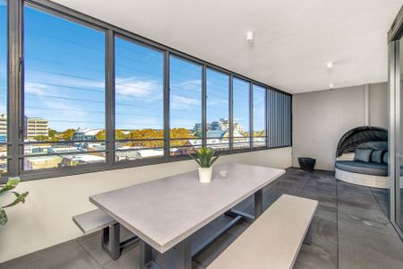 Ideal lifestyle, Phenomenal City Views - Photo 5