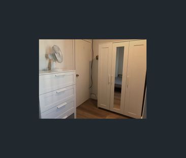 single bedroom unit for rent - Photo 6