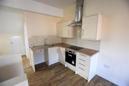 Studio to rent - Photo 5