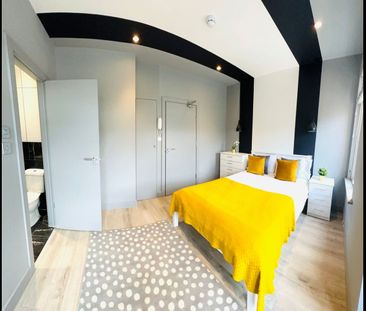 Room in a Shared Flat, Dassett Road, SE27 - Photo 1