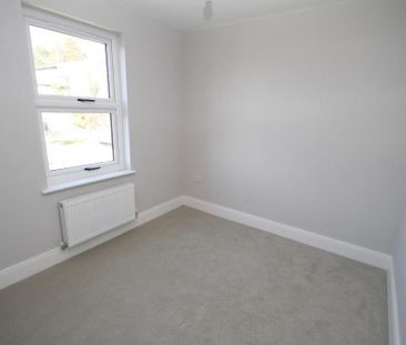 2 bedroom townhouse to rent - Photo 6