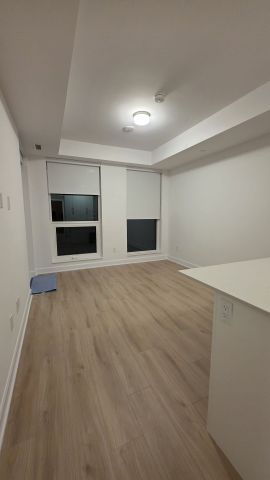 For Lease - 3240 William Coltson Avenue Unit# 713, Oakville, Ontario - Photo 3