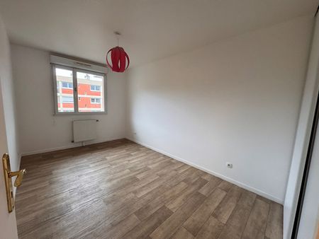 Location Appartement 4 pièces 86m² - Photo 5