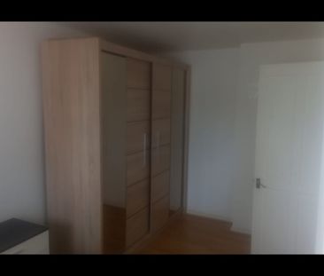 3 Bed Maisonette, Odessa Road, E7 - Photo 3