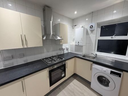 1 bedroom flat to rent - Photo 5