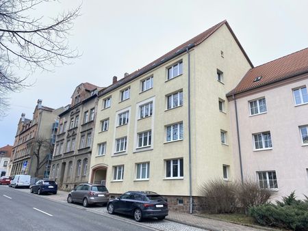 Helle Erdgeschosswohnung mit Dusche, Küche & Garderobenplatz - Photo 5