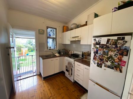 23 Violet Street, Bronte, NSW 2024 - Photo 4