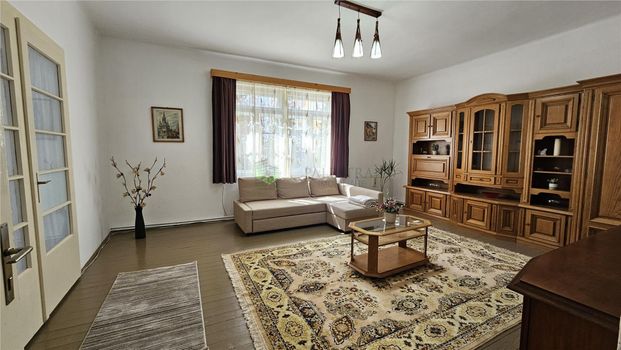 CORP CASA 2 CAMERE MOBILAT-UTILAT , BRASOV, 450 EURO - Fotografie 1