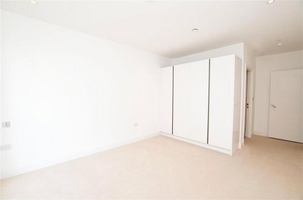 3 bedroom apartment to rent - Photo 1