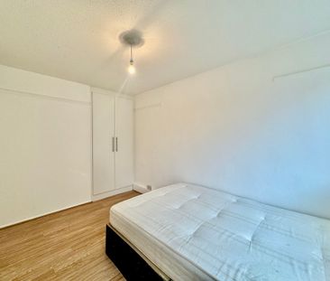 4 Bedroom Mid Terraced House, Westbridge Road, Battersea - Photo 6