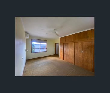 WALKING DISTANCE TO CBD - Photo 3