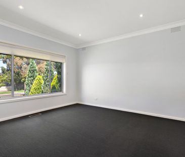 Corner Property in a convenient location! - Photo 3