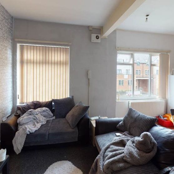 flat 2 185 Kirkstall Lane, Leeds, LS6 3EJ - Photo 1