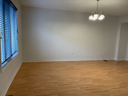 For Lease - 5343 Terry Fox Way, Mississauga, Ontario - Photo 1