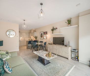 Larkfield, Clayfarm, Leopardstown, Dublin 18 - Photo 1