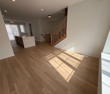For Lease - 120 Avani Avenue, Markham, Ontario - Photo 3
