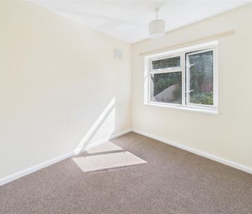 2 bedroom Maisonette to rent - Photo 5