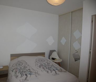 Location Appartement 3 pièces 64m² ST DONAT SUR L HERBASSE 26260 - Photo 3