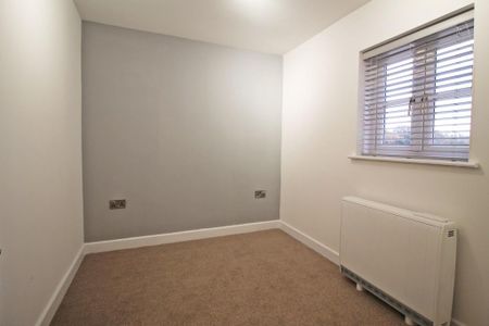 2 bedroom detached bungalow to rent - Photo 3