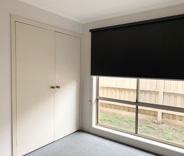 Charming 2 Bedroom Unit - Photo 2