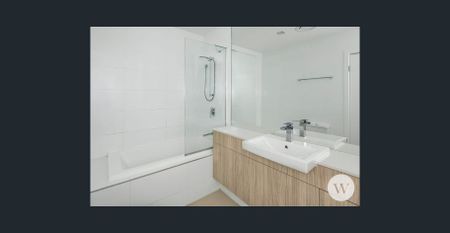 Available 27 Jan 2026 - Photo 4