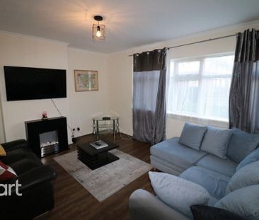 3 bedroom terraced house to rent - Photo 4