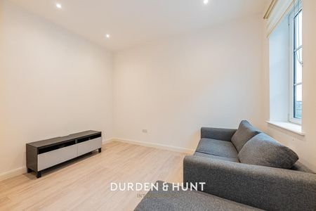 Pelham House, High Street, Hornchurch - Photo 2