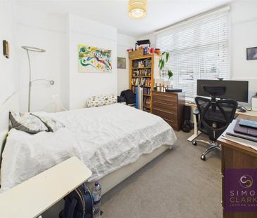 2 bedroom semi-detached house to rent - Photo 2