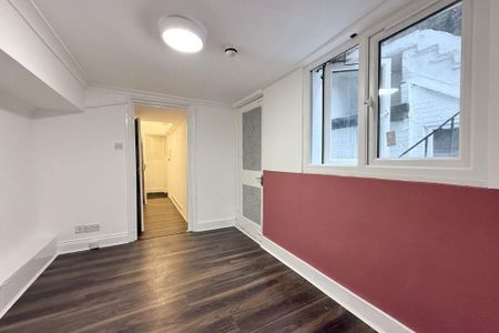 Studio to rent - Photo 2