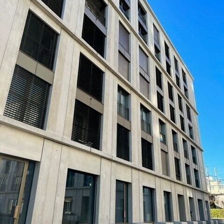 A saisir ! Studio Idéalement situé proche de la gare CFF de Fribourg ! - Foto 4