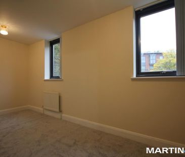 4 bedroom townhouse to rent - Photo 5