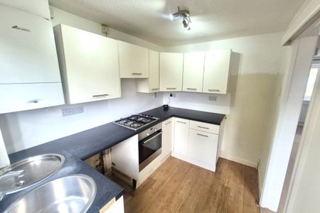 Hamdon Close - Photo 4