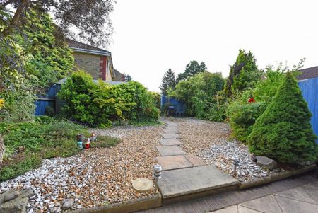 3 bedroom terraced house to rent - Photo 2