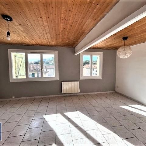 Location Appartement 4 pièces 68m² PEYROLLES EN PROVENCE 13860 - Photo 1