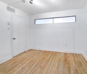 5044 4e Avenue - Photo 3