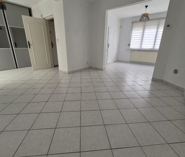 Location Maison 5 pièces 109m² CAUDRY 59540 - Photo 2