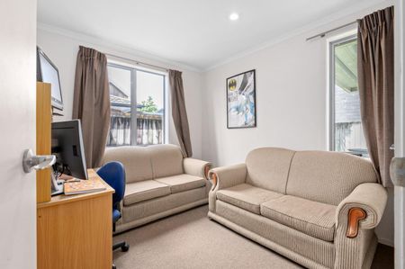 The Lyon King - Photo 2