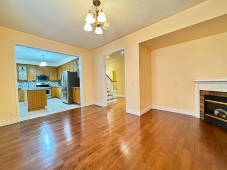 For Lease - 26 Belgrave Square, Markham, Ontario - Photo 5