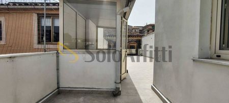 Trilocale via Sangiuliano 26, Centro Storico, Catania - Photo 2