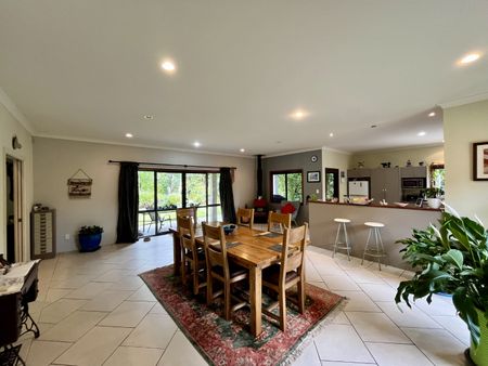 Raureka, 4 bedrooms - Photo 4