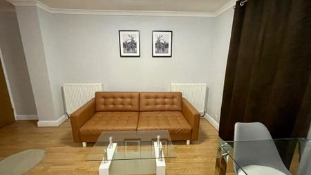 1 Bed Flat, Kingfisher Place, RG1 - Photo 4