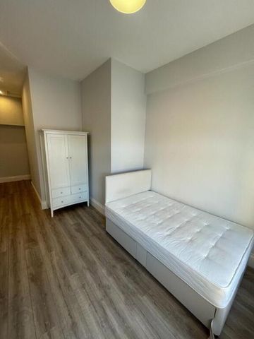 Apt 3, 34 Wellington Park, Belfast, BT9 6DN - Photo 3