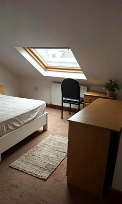 8 bedroom terraced house to rent - Photo 1