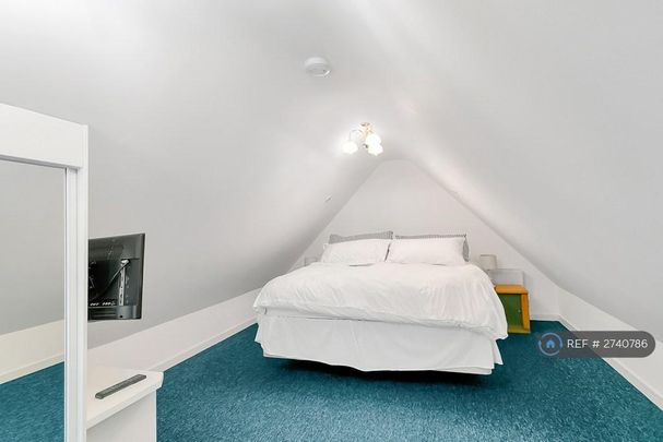 1 bedroom semi-detached house to rent - Photo 1