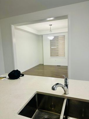 For Lease - 3109 Mulberry Lane, Pickering, Ontario - Photo 1