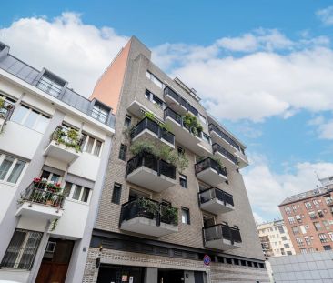 Moderno bilocale con terrazzo adiacente a corso Sempione - Photo 2