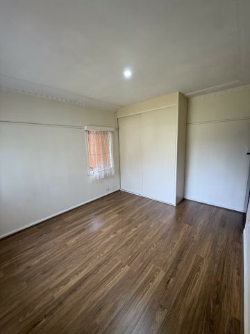 6 BLACKALL STREET, Revesby NSW 2212 - House For Rent | Domain - Photo 2
